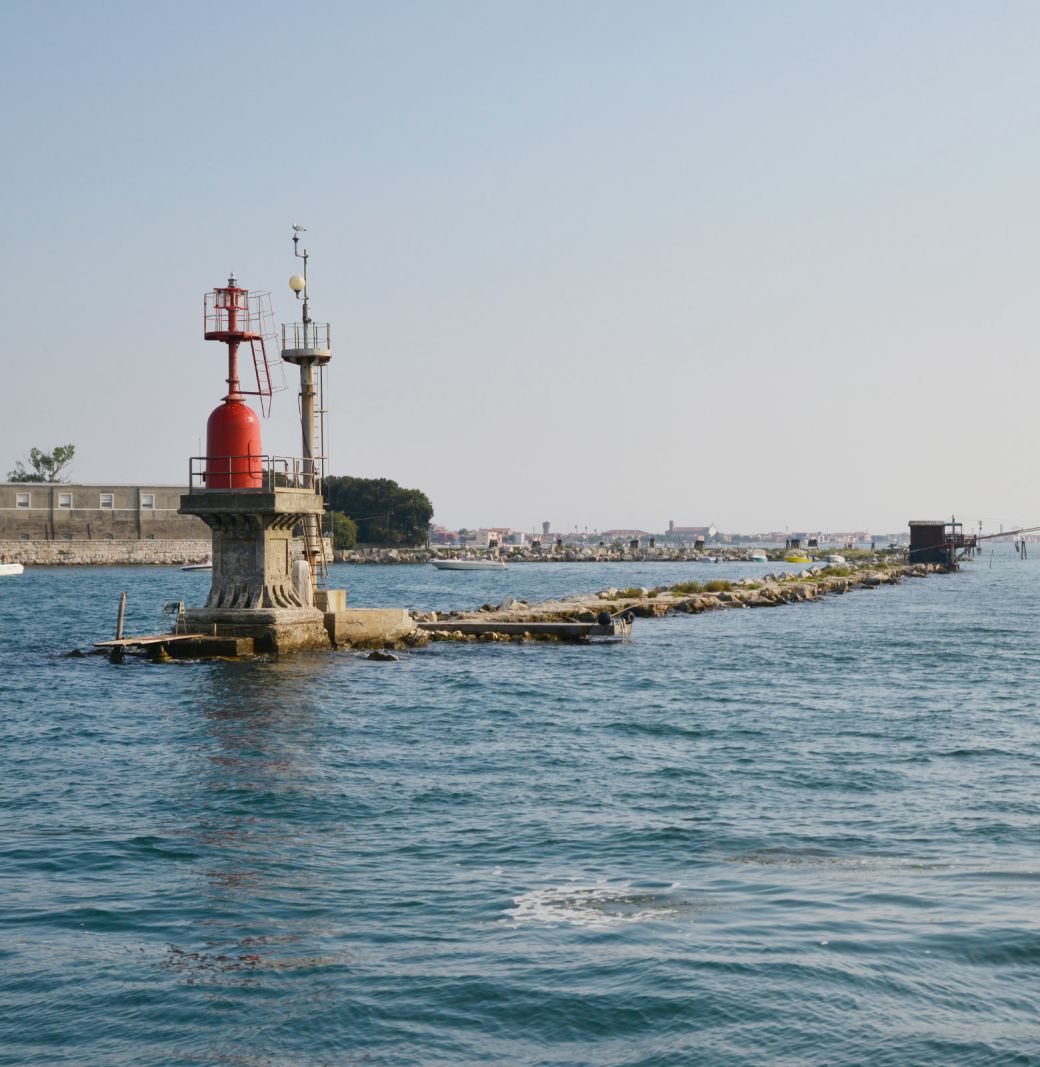 passage to the inlets of Malamocco harbor